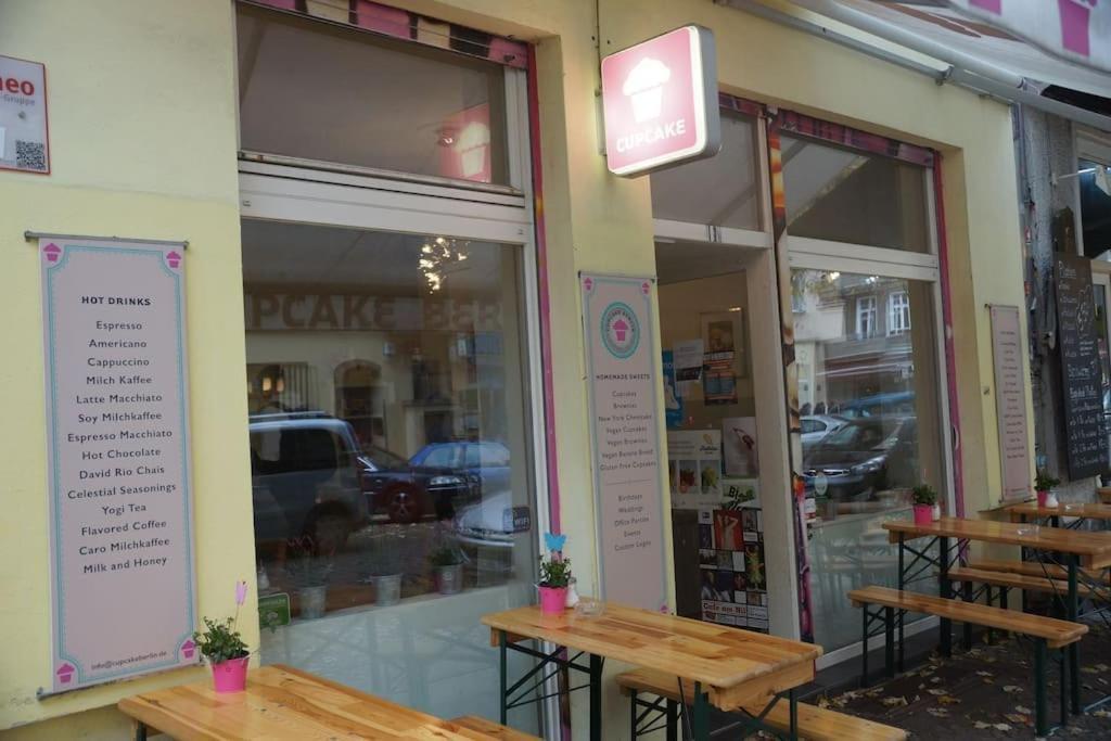 Bright & Lovely Centre