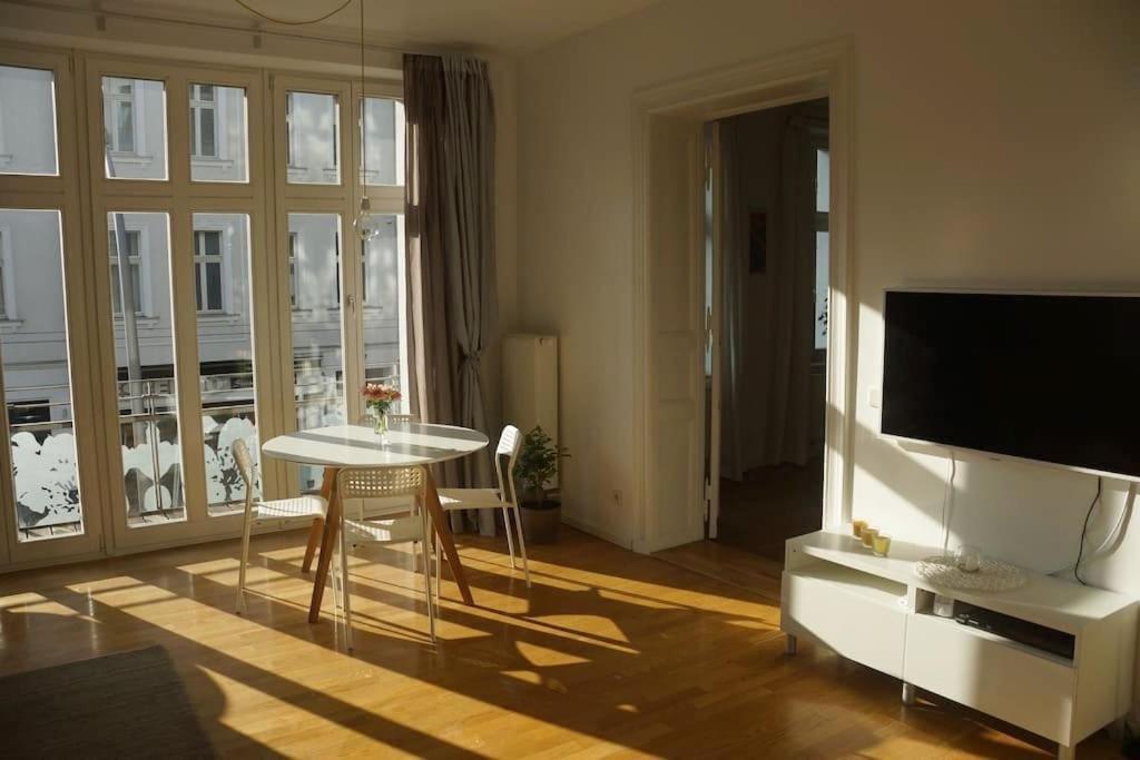 Bright & Lovely Centre Berlim